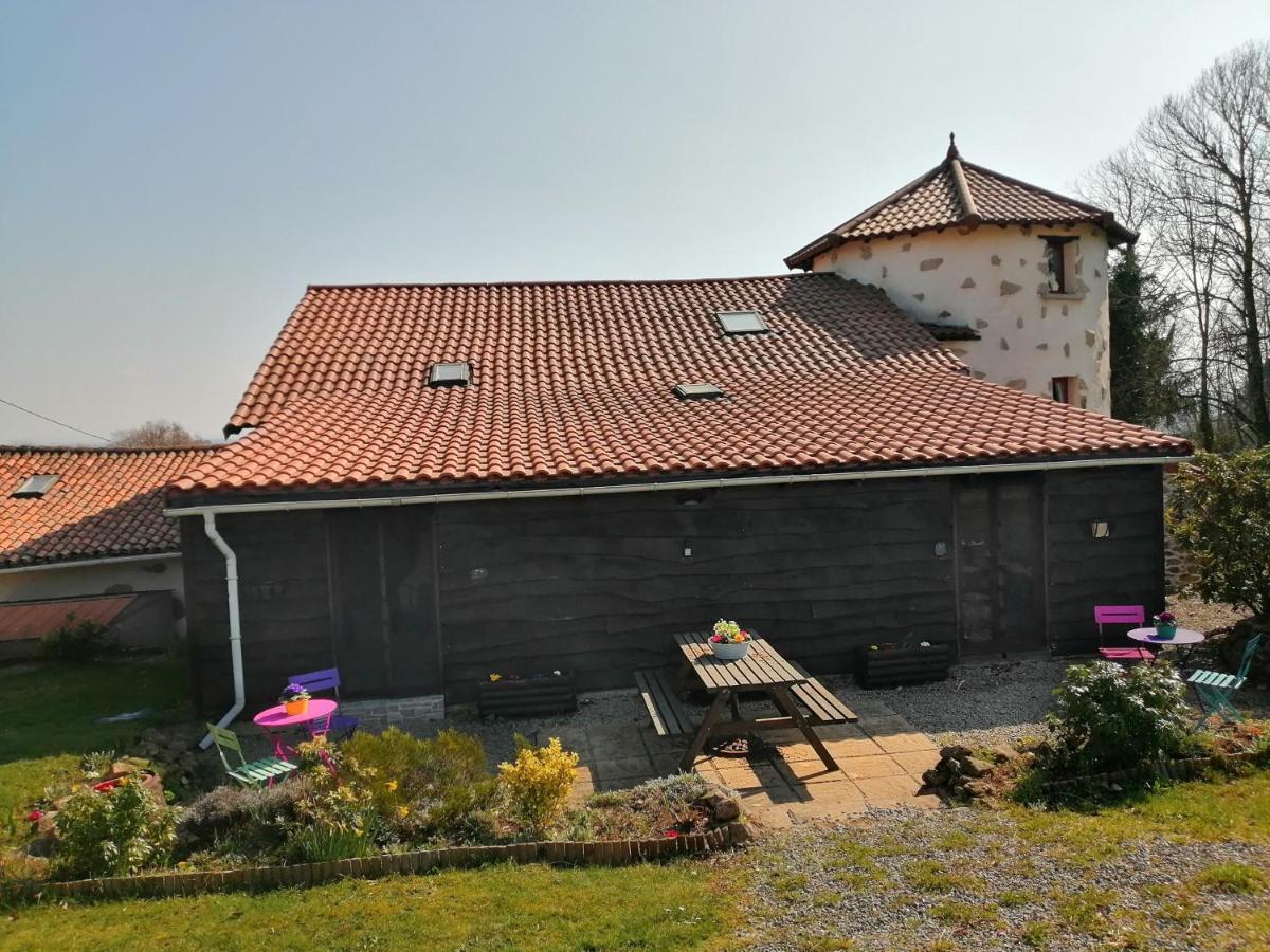 Montrollet La Grange Ancienne Bed & Breakfast エクステリア 写真